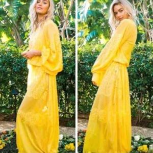 NWT We Are Hah Women's Yellow Long Sleeve Royal Hahness Dress Size XS/S